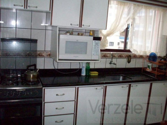 Imagem Apartamento com 3 Quartos para Temporada, 130 m² em Meia Praia - Itapema Imagem Apartamento com 3 Quartos para Temporada, 130 m² em Meia Praia - Itapema