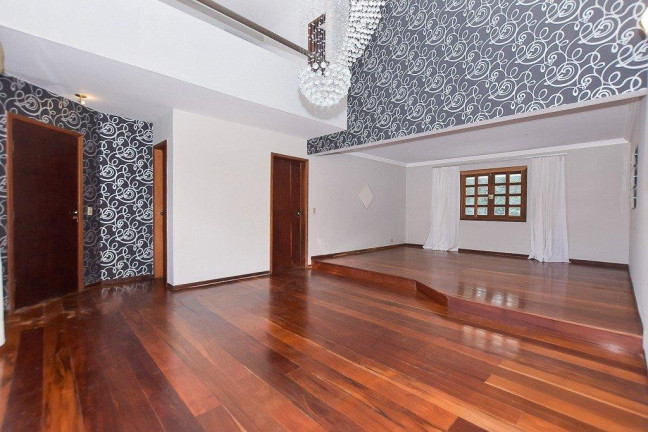 Imagem Casa com 4 Quartos à Venda, 470 m² em Abranches - Curitiba