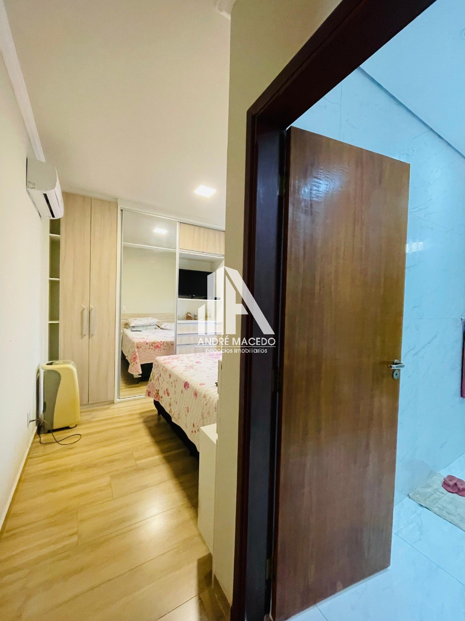 Imagem Casa com 3 Quartos à Venda, 195 m² em Jardim Itacolomi - Mogi Guaçu