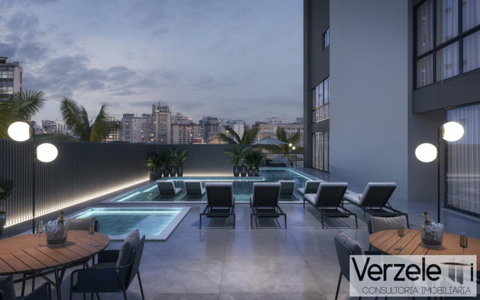 Imagem Imóvel com 4 Quartos à Venda, 180 m² em Centro - Balneário Camboriú Imagem Imóvel com 4 Quartos à Venda, 180 m² em Centro - Balneário Camboriú