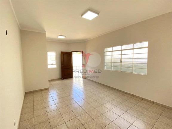 Casa com 3 Quartos à Venda, 234 m² em Vila Mamedina - Lençóis Paulista