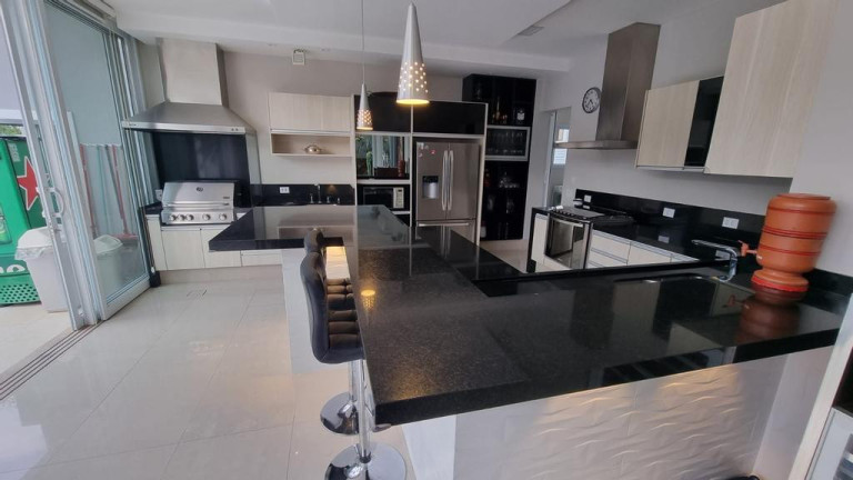 Imagem Sobrado com 4 Quartos à Venda, 334 m² em Loteamento Parque Dos Alecrins - Campinas Imagem Sobrado com 4 Quartos à Venda, 334 m² em Loteamento Parque Dos Alecrins - Campinas