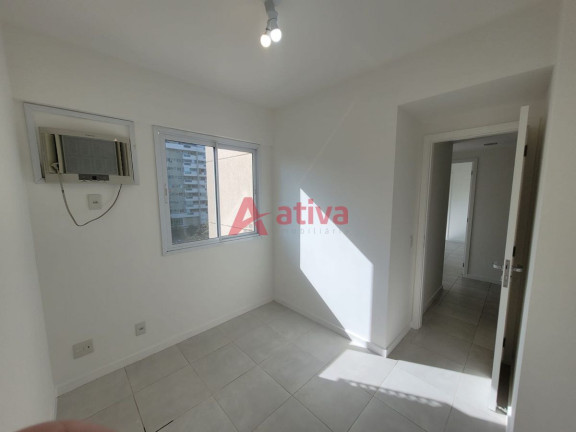 Imagem Apartamento com 4 Quartos à Venda, 106 m² em Barra Da Tijuca - Rio De Janeiro