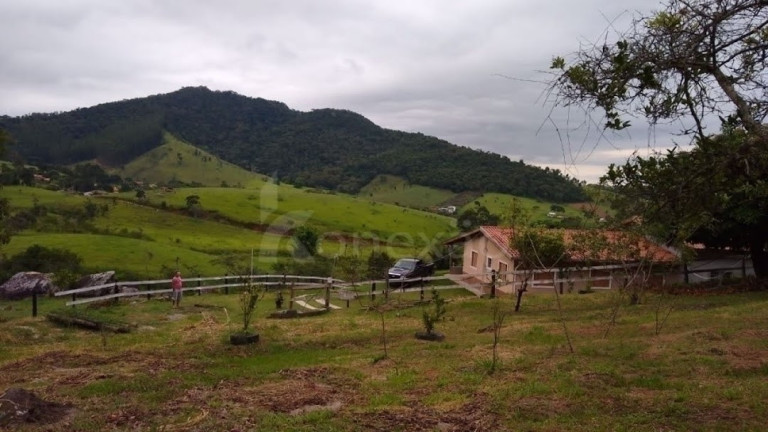 Imagem Chácara com 4 Quartos à Venda, 90 m² em Centro - Paraibuna Imagem Chácara com 4 Quartos à Venda, 90 m² em Centro - Paraibuna