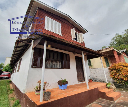Casa com 3 Quartos à Venda, 200 m² em Cavalhada - Porto Alegre