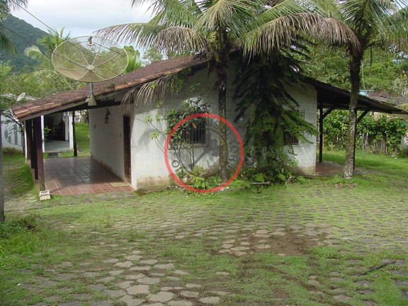 Terreno à Venda, 800 m² em Camburi - São Sebastião