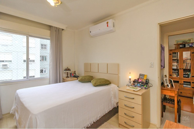 Imagem Apartamento com 3 Quartos à Venda, 79 m² em Cristal - Porto Alegre Imagem Apartamento com 3 Quartos à Venda, 79 m² em Cristal - Porto Alegre