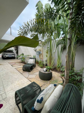 Imagem Casa com 4 Quartos para Alugar, 191 m² em Centro - Balneário Camboriú