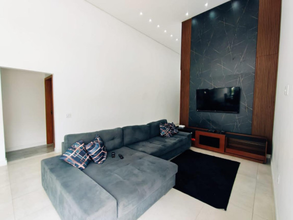 Imagem Imóvel com 3 Quartos à Venda, 187 m² Imagem Imóvel com 3 Quartos à Venda, 187 m²