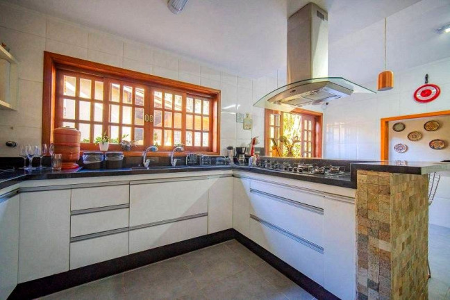 Imagem Casa com 5 Quartos à Venda, 440 m² em Parque Das Artes - Embu Das Artes Imagem Casa com 5 Quartos à Venda, 440 m² em Parque Das Artes - Embu Das Artes
