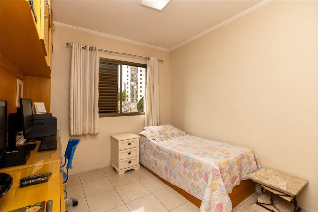 Imagem Imóvel com 3 Quartos à Venda, em Saúde - São Paulo Imagem Imóvel com 3 Quartos à Venda, em Saúde - São Paulo