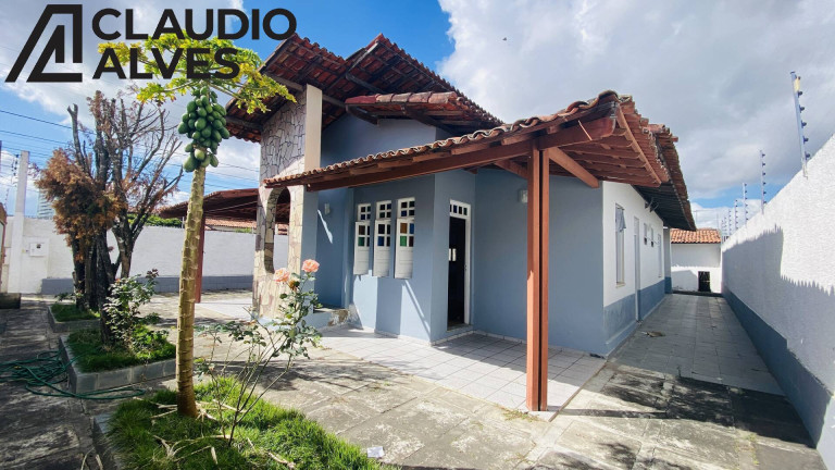 Casa com 5 Quartos à Venda, 200 m² em Caseb - Feira De Santana