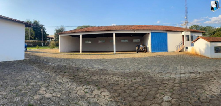 Imagem Imóvel com 8 Quartos à Venda, 1.500 m² em Jardim Lucila - Tatuí