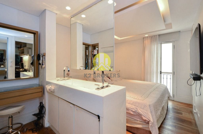 Imagem Apartamento com 2 Quartos à Venda, 101 m² em Itaim Bibi - São Paulo