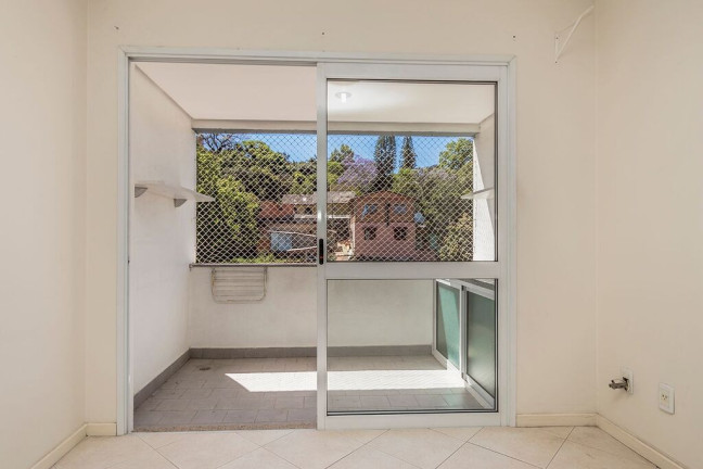 Imagem Apartamento com 2 Quartos à Venda, 72 m² em Teresópolis - Porto Alegre