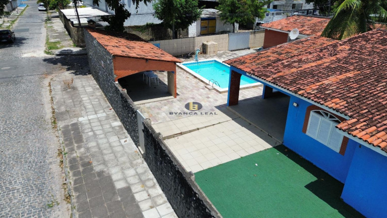 Imagem Casa com 4 Quartos à Venda, 351 m² em Cordeiro - Recife