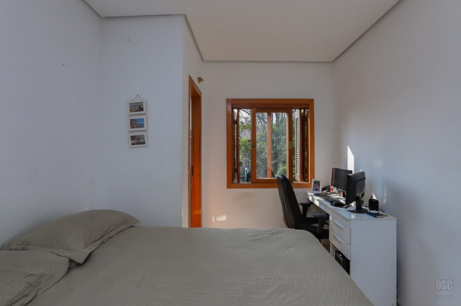 Imagem Casa com 2 Quartos à Venda, 85 m² em Hípica - Porto Alegre Imagem Casa com 2 Quartos à Venda, 85 m² em Hípica - Porto Alegre