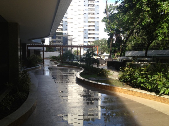 Imagem Imóvel com 4 Quartos à Venda, 159 m² em Itaigara - Salvador Imagem Imóvel com 4 Quartos à Venda, 159 m² em Itaigara - Salvador