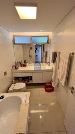 Imagem Apartamento com 3 Quartos à Venda, 129 m² em Itaim Bibi - São Paulo Imagem Apartamento com 3 Quartos à Venda, 129 m² em Itaim Bibi - São Paulo