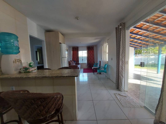 Imagem Casa com 4 Quartos à Venda, 212 m² em Centro - Balneário Barra Do Sul