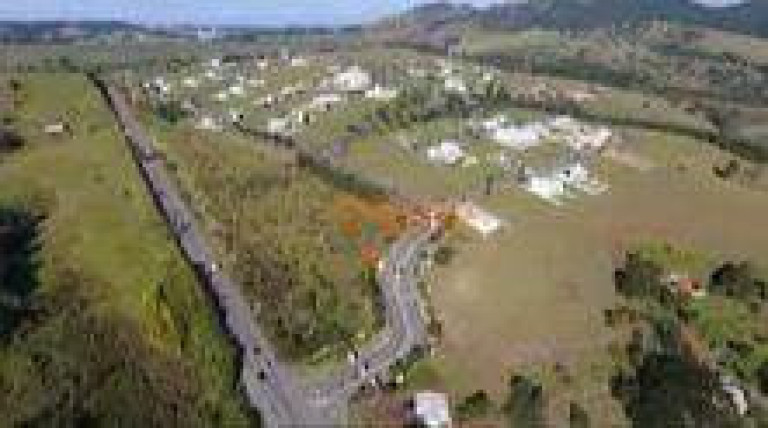 Imagem Terreno à Venda, 600 m² em Santana - Bragança Paulista Imagem Terreno à Venda, 600 m² em Santana - Bragança Paulista