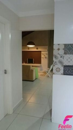 Imagem Casa com 7 Quartos à Venda, 484 m² em Armação - Florianópolis Imagem Casa com 7 Quartos à Venda, 484 m² em Armação - Florianópolis