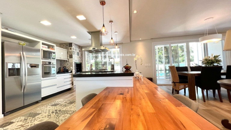 Imagem Casa com 4 Quartos à Venda, 301 m² em Santo Antônio De Lisboa - Florianópolis