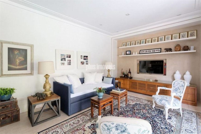Imagem Casa com 4 Quartos à Venda, 713 m² em Jardim Paulista - São Paulo Imagem Casa com 4 Quartos à Venda, 713 m² em Jardim Paulista - São Paulo