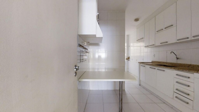 Imagem Imóvel com 3 Quartos à Venda, 98 m² em Copacabana - Rio De Janeiro Imagem Imóvel com 3 Quartos à Venda, 98 m² em Copacabana - Rio De Janeiro