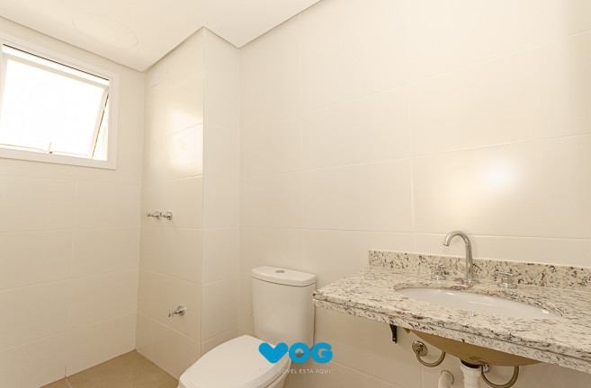 Imagem Imóvel com 2 Quartos à Venda, 173 m² em Petrópolis - Porto Alegre Imagem Imóvel com 2 Quartos à Venda, 173 m² em Petrópolis - Porto Alegre