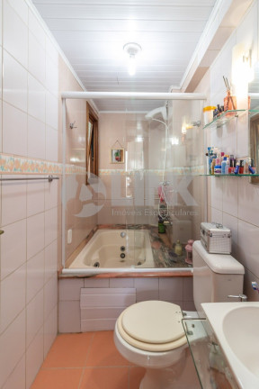 Imagem Imóvel com 2 Quartos à Venda, 146 m² em Santana - Porto Alegre