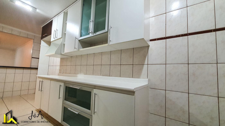 Imagem Casa com 3 Quartos à Venda, 162 m² em Metalúrgicos - Osasco