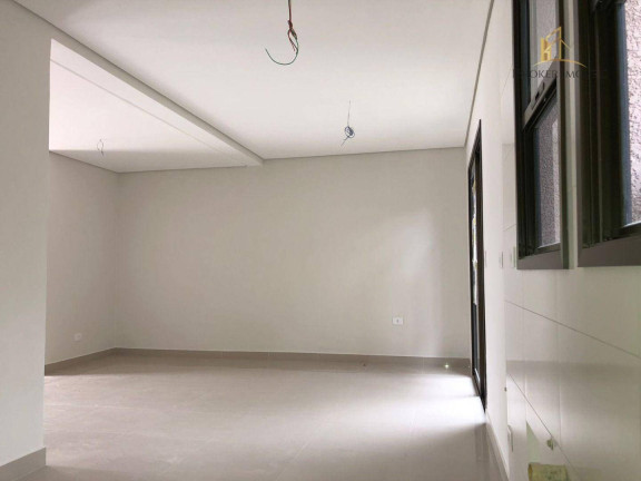 Imagem Sobrado com 3 Quartos à Venda, 178 m² em Bom Retiro - Curitiba Imagem Sobrado com 3 Quartos à Venda, 178 m² em Bom Retiro - Curitiba