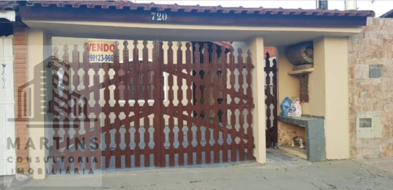 Casa à Venda,  em Itanhaém
