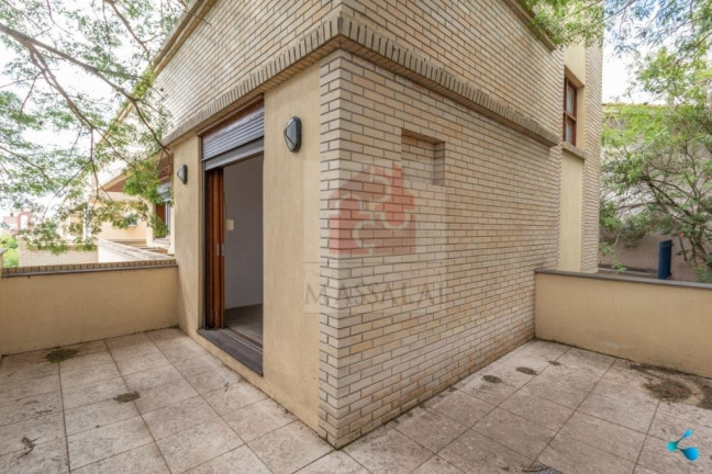 Imagem Casa com 4 Quartos à Venda, 373 m² em Menino Deus - Porto Alegre Imagem Casa com 4 Quartos à Venda, 373 m² em Menino Deus - Porto Alegre