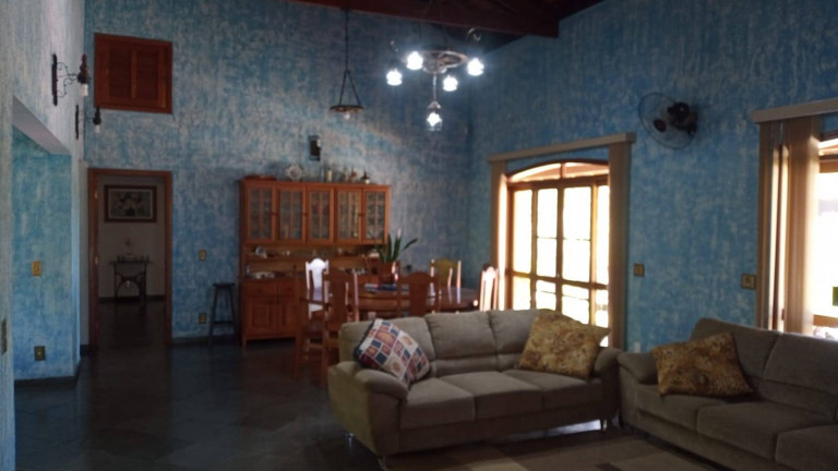 Imagem Chácara com 4 Quartos à Venda, 500 m² em Centro - Boituva
