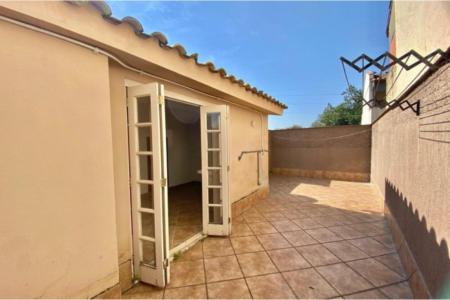 Imagem Casa com 4 Quartos à Venda, 284 m² em Higienópolis - Porto Alegre Imagem Casa com 4 Quartos à Venda, 284 m² em Higienópolis - Porto Alegre