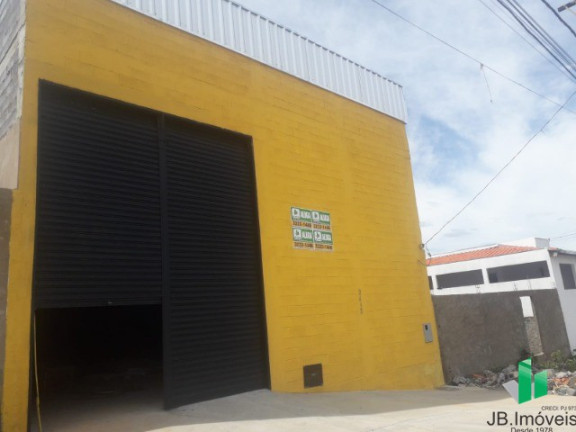 Imóvel para Alugar, 1 m² em Independencia - Montes Claros