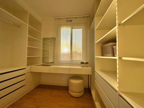 Imagem Casa com 5 Quartos à Venda, em -- - Capao Da Canoa Imagem Casa com 5 Quartos à Venda, em -- - Capao Da Canoa