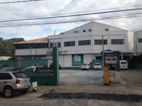 Terreno à Venda, 960 m² em Centro - Macaé