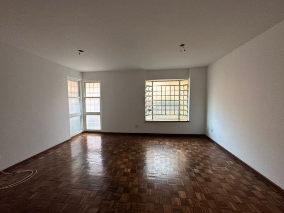 Imagem Casa com 3 Quartos à Venda,  em Tristeza - Porto Alegre