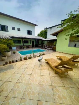 Casa com 4 Quartos à Venda, 383 m² em Vargem Grande - Rio De Janeiro