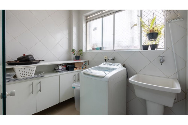 Imagem Apartamento com 3 Quartos à Venda, 89 m² em Moema - São Paulo