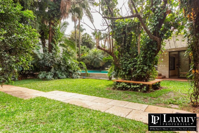Imagem Casa com 4 Quartos à Venda, 1.019 m² em Alto De Pinheiros - São Paulo