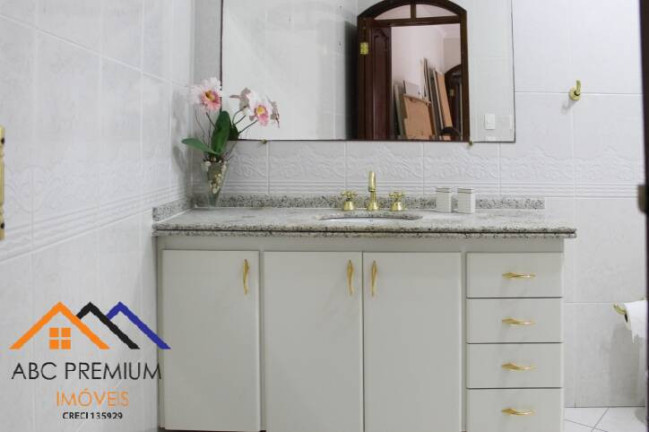 Imagem Sobrado com 3 Quartos à Venda, em Jd. Teles De Meneses - Santo André Imagem Sobrado com 3 Quartos à Venda, em Jd. Teles De Meneses - Santo André