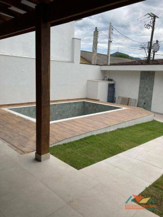 Imagem Sobrado com 4 Quartos à Venda, 180 m² em Balneário Copacabana - Caraguatatuba