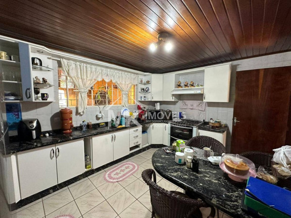 Imagem Casa com 3 Quartos à Venda, 199 m² em Maria Antonieta - Pinhais
