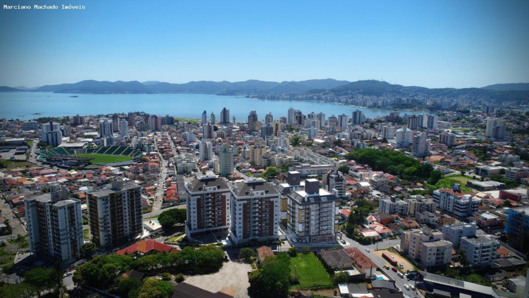 Imagem Apartamento com 3 Quartos à Venda, 147 m² em Estreito - Florianópolis