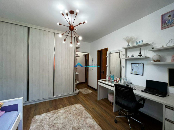 Imagem Casa com 3 Quartos à Venda, 295 m² em Medeiros - Jundiaí Imagem Casa com 3 Quartos à Venda, 295 m² em Medeiros - Jundiaí
