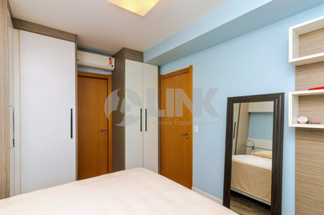 Imagem Apartamento com 1 Quarto à Venda, 56 m² em Três Figueiras - Porto Alegre Imagem Apartamento com 1 Quarto à Venda, 56 m² em Três Figueiras - Porto Alegre